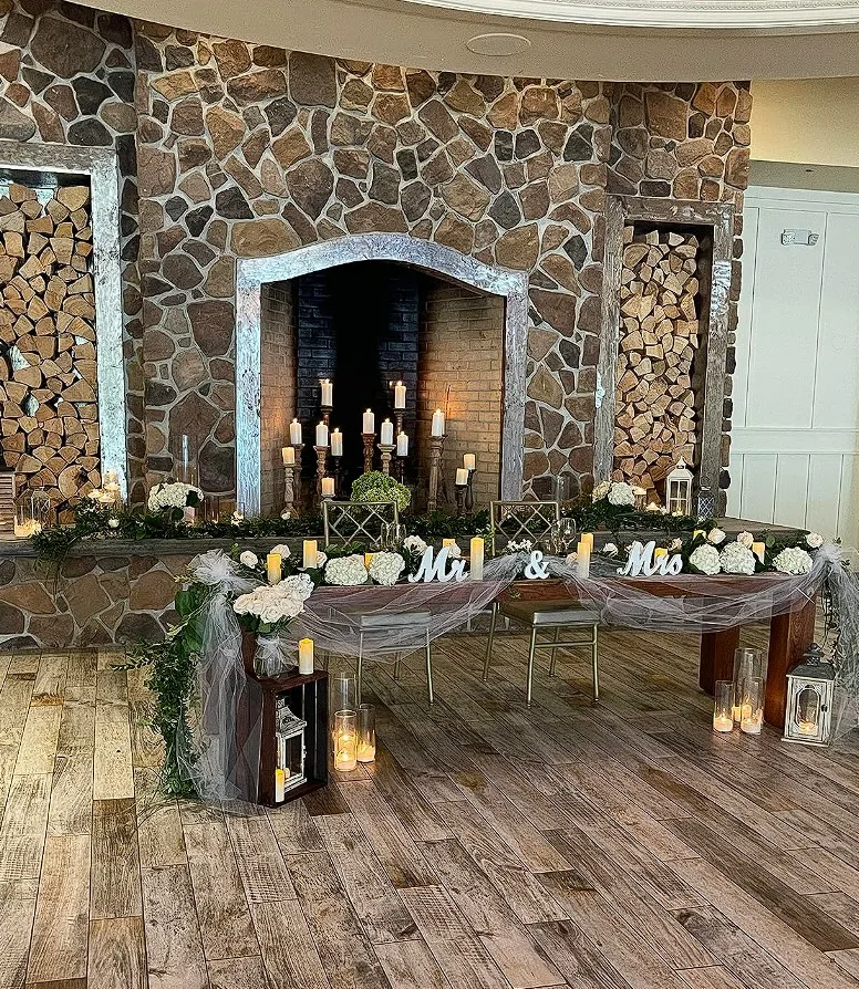 Candlelit Tablescape Ideas Couple Wedding Table