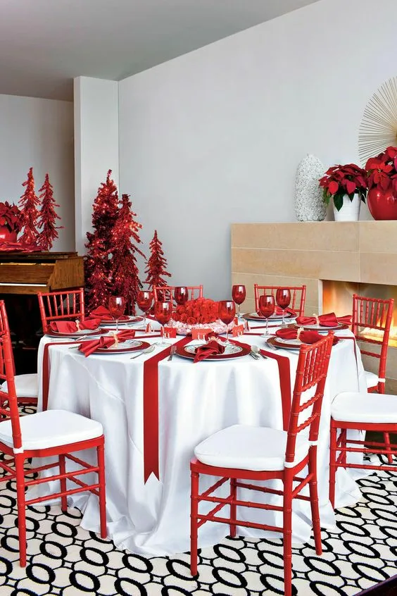 Christmas Table Decoration White And Red Tablecloths And Chairs
