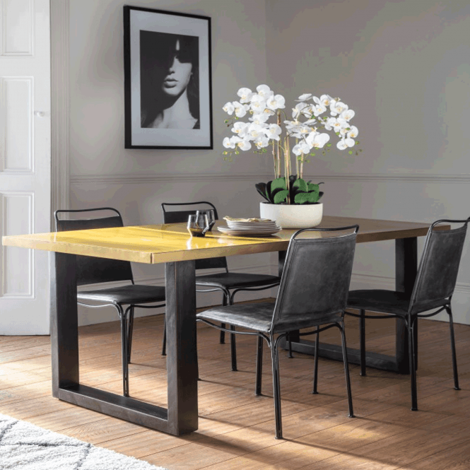 Industrial Chic: Metal Dining Tables for Modern Living