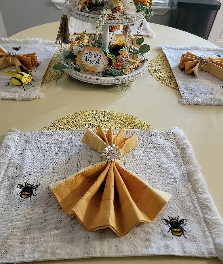 Easy Napkin Folding Ideas Summer And Bees Theme