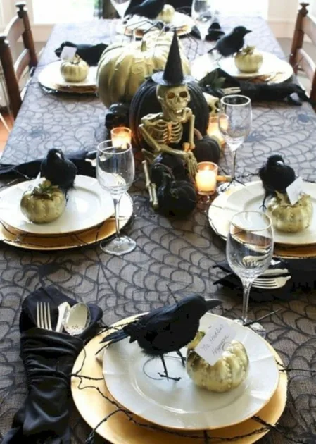 Halloween Dinner Table Decorations
