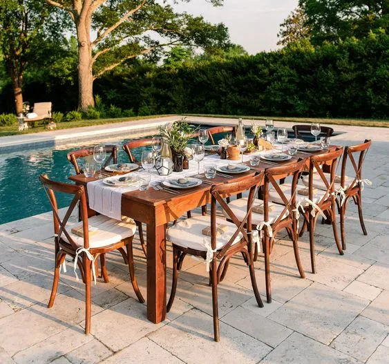 Outdoor Dinner Tables Poolside Table Setting