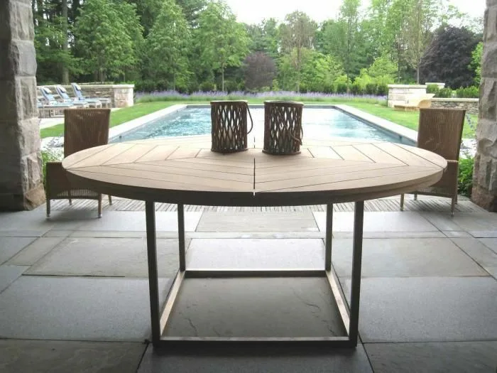 Outdoor Round Dining Tables Swimming Pool