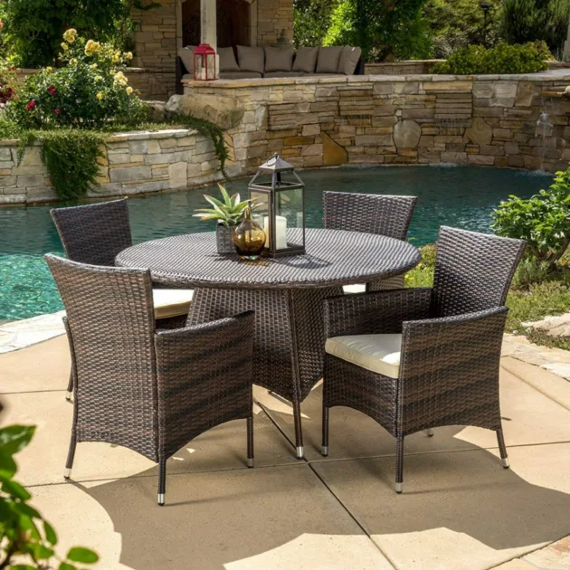 Round Outdoor Dining Tables For 4