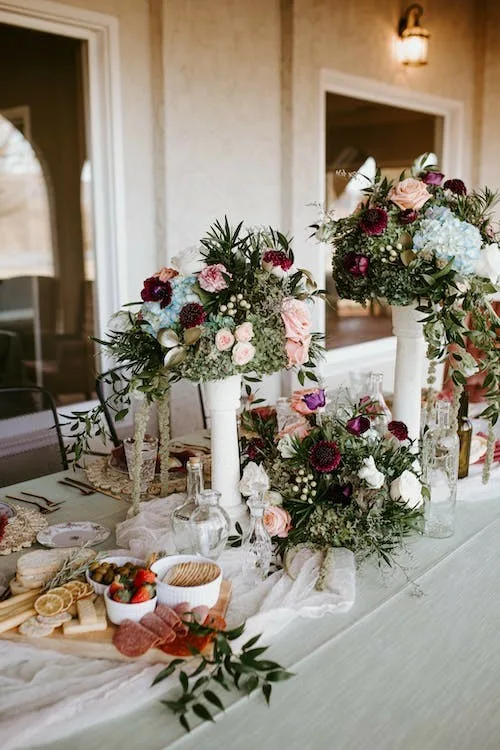 Setting The Perfect Floral Dinner Table