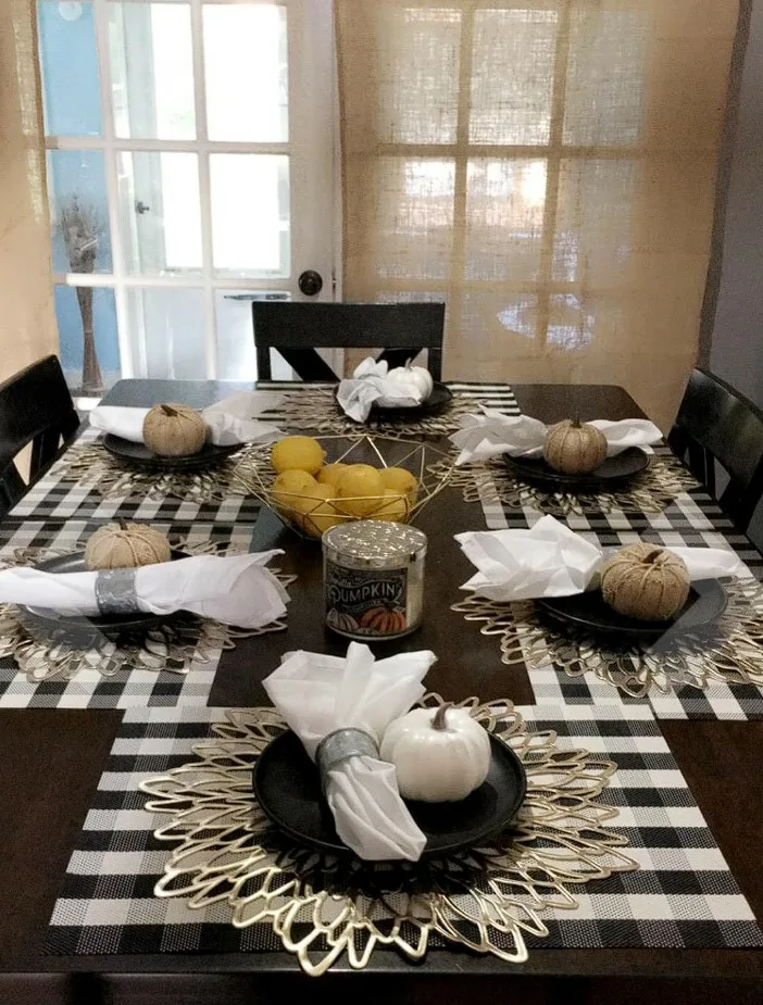 Tablescape Ideas For Fall Checkered Placemats With Gold Decorative Charger Tablescape Ideas For Fall Checkered Placemats With Gold Decorative Charger