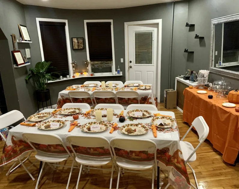 Folding Dinner Tables With Thanksgiving Theme Tablecloth