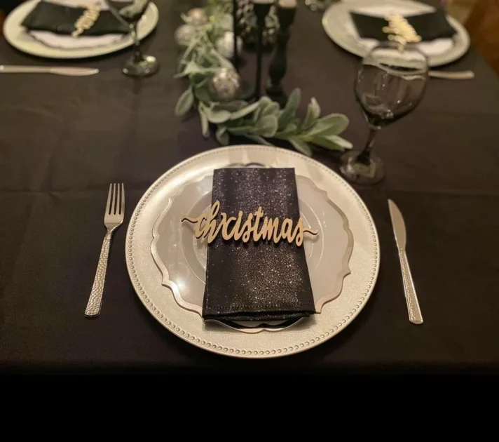 Black Christmas Table Glittered Napkin With Charger Plate