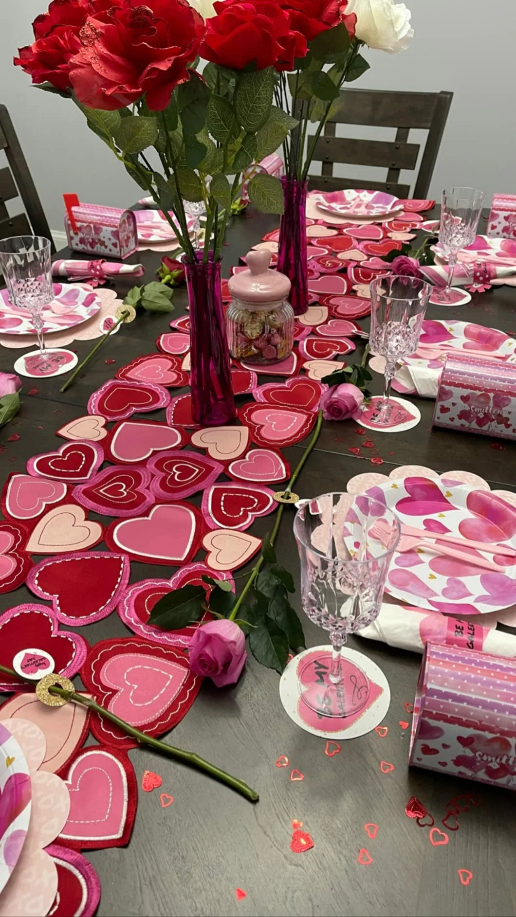 Valentine S Day Tablescapes Table Runner Hearts With Paper Plates